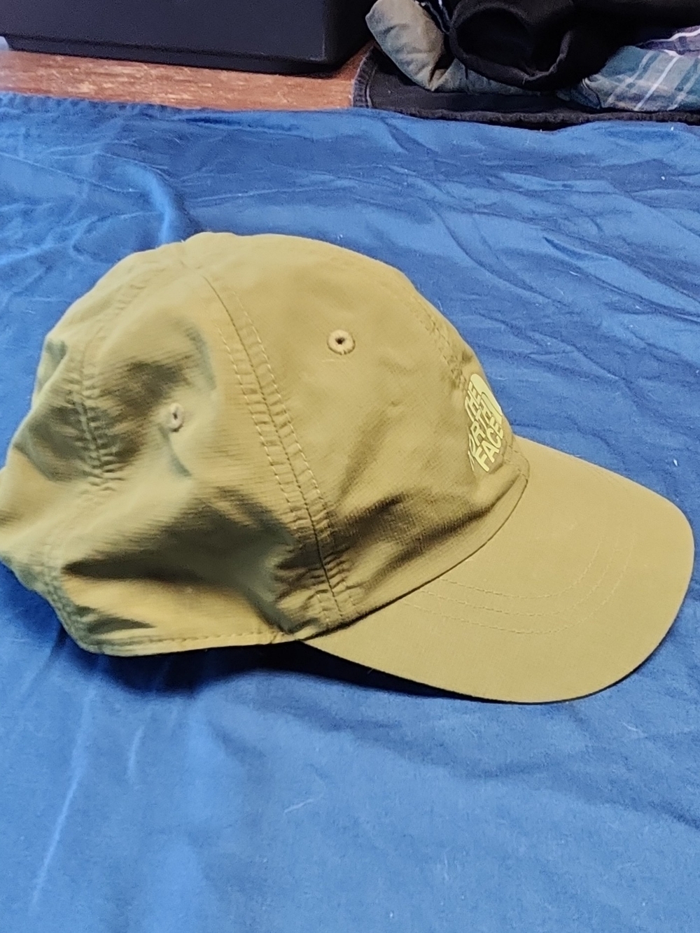 The North Face Men's Olive Cap with Logo - Picture 4 of 5